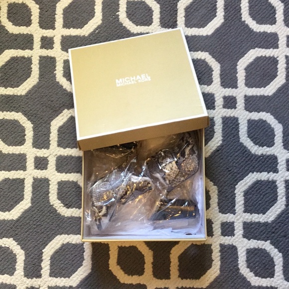 Michael Kors copper Mule size 7.5M in Natural